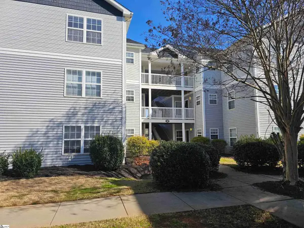 102 University Village Drive, Central, SC 29630
