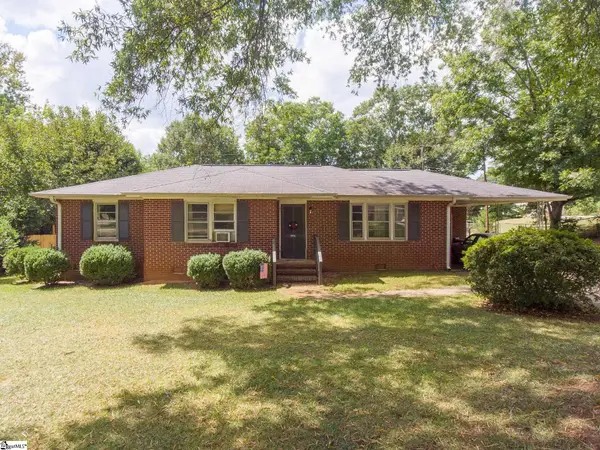 205 Warwick Street, Anderson, SC 29621-6633