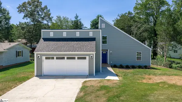 1111 Charter Oaks Drive, Taylors, SC 29687
