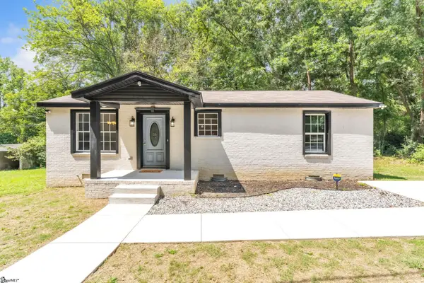 105 Oakland Heights, Laurens, SC 29360