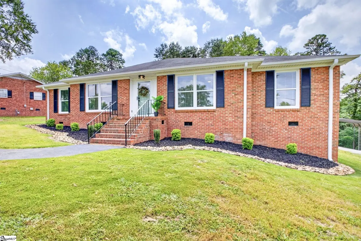 110 Churchill Avenue, Greer, SC 29651 - #1