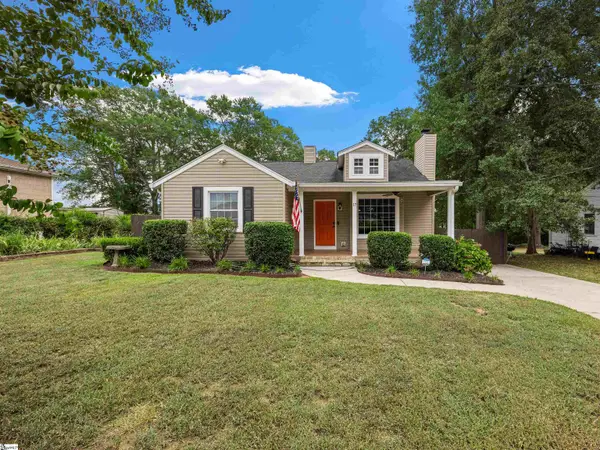 17 Crystal Avenue, Greenville, SC 29605