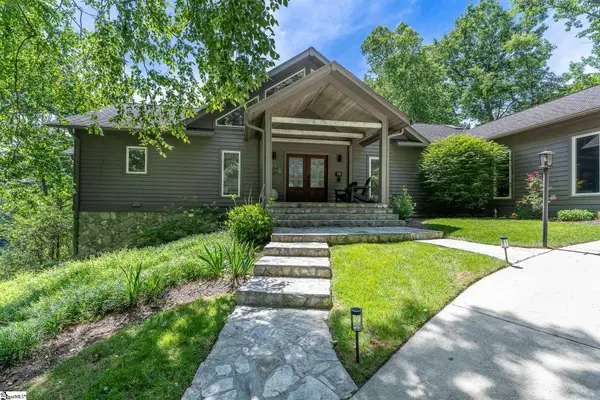 15 Blazing Star Trail, Landrum, SC 29356
