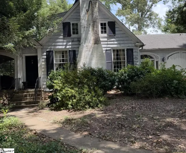 27 Harcourt Drive, Greenville, SC 29601