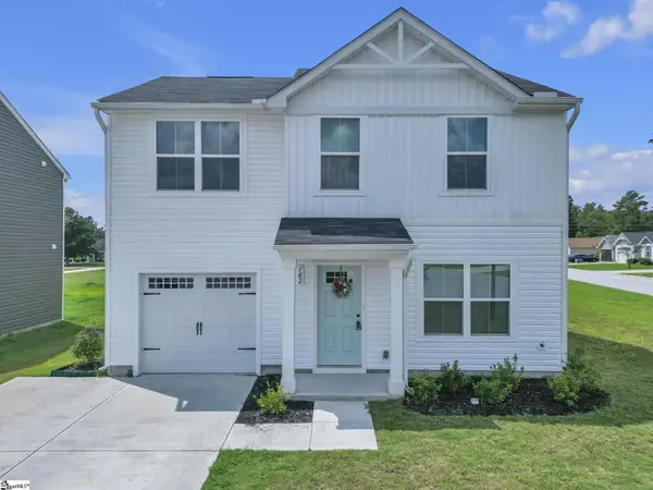 102 Copper Creek Circle, Clinton, SC 29325
