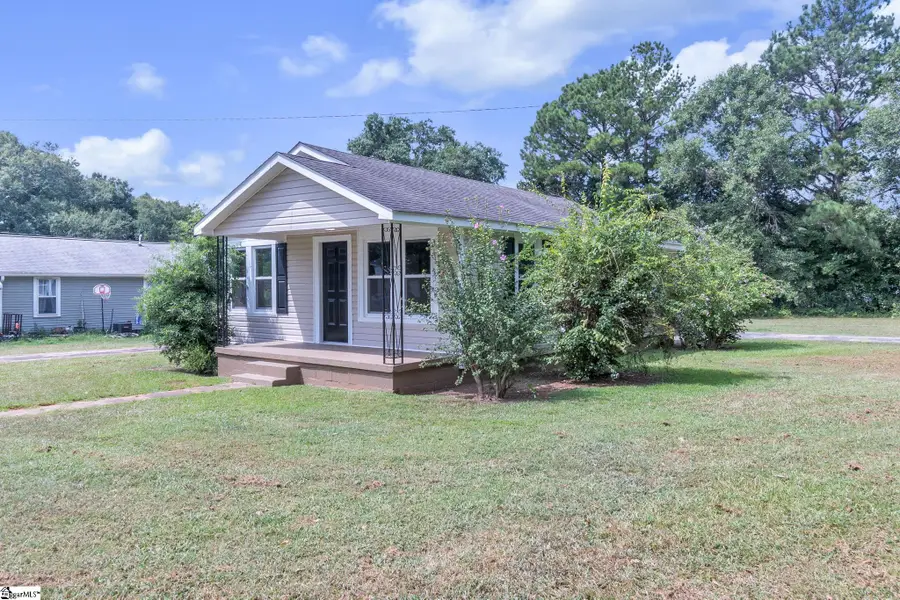 115 Milliken Street, Laurens, SC 29360 - #3