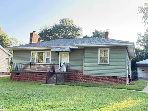 9 Twin Springs Drive, Greenville, SC 29605