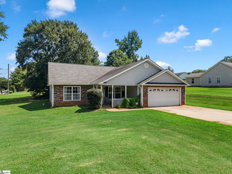 207 Gibbs Road, Wellford, SC 29385 - #3