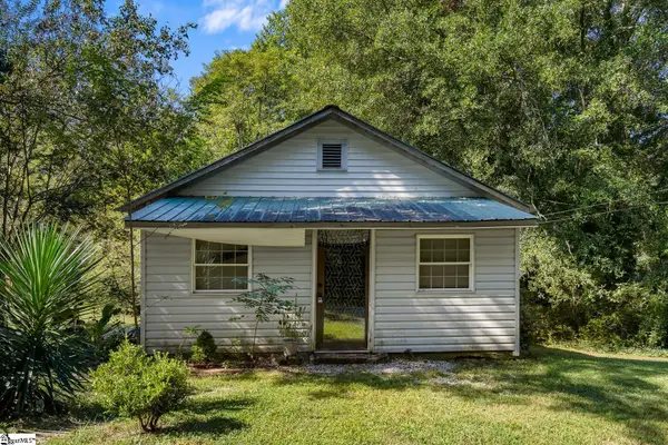 7 Anderson Avenue, Westminster, SC 29693