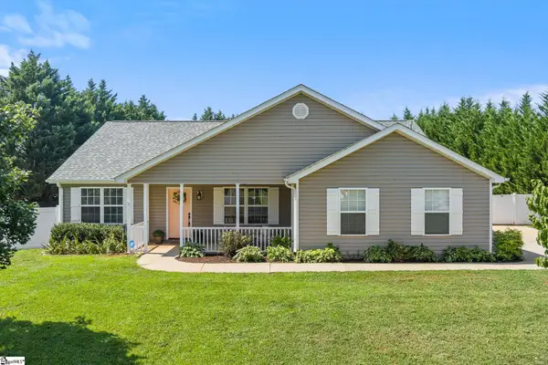 330 Shadowfield Acres Drive, Duncan, SC 29334