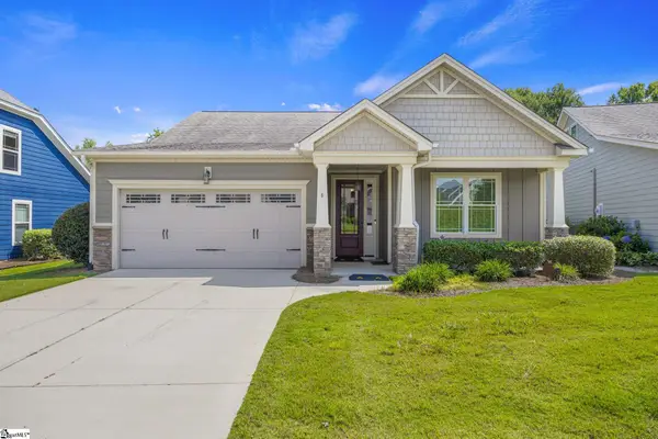 6 Belle Oaks Drive, Simpsonville, SC 29680