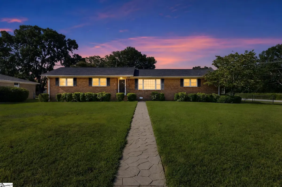 300 Drury Lane, Mauldin, SC 29662 - #1