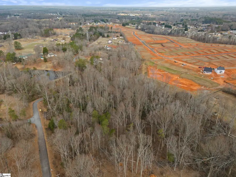 255 Bluebird Lane, Spartanburg, SC 29303 - #2