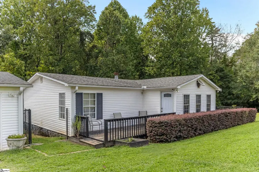 181 White Road, Wellford, SC 29385 - #3