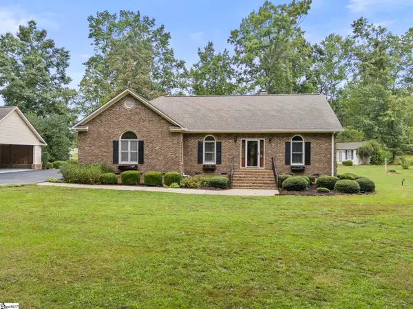 225 Plantation Lane, Inman, SC 29349