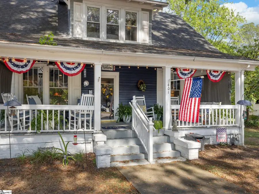 401 E Rutledge Avenue, Gaffney, SC 29340 - #2