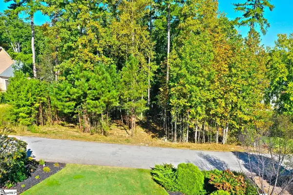 807 Barefoot Cove Drive, West Union, SC 29696