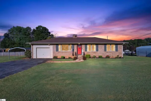 230 Clearview Heights, Boiling Springs, SC 29316