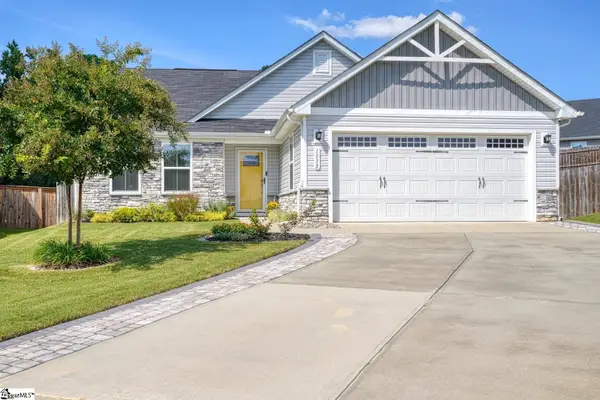 1038 Hunter Green Lane, Spartanburg, SC 29302