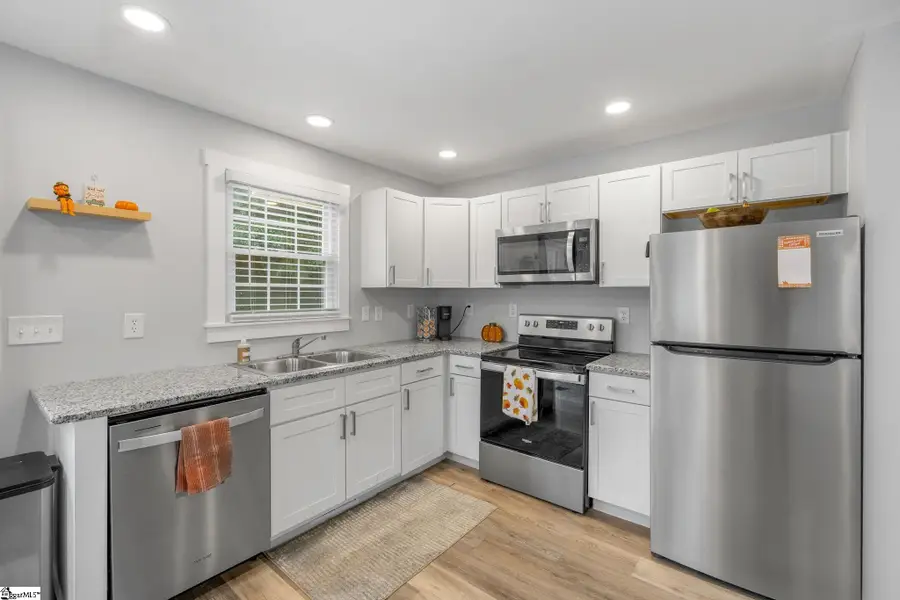 17 Cardinal Drive, Taylors, SC 29687 - #3