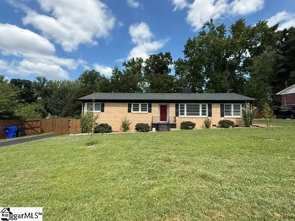 207 Azalea Court, Greenville, SC 29615-2110