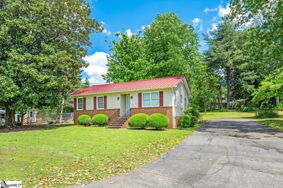8 Cross Street, Inman, SC 29349 - #3