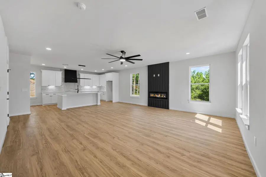 152 Boxwood Lane, Easley, SC 29640 - #3