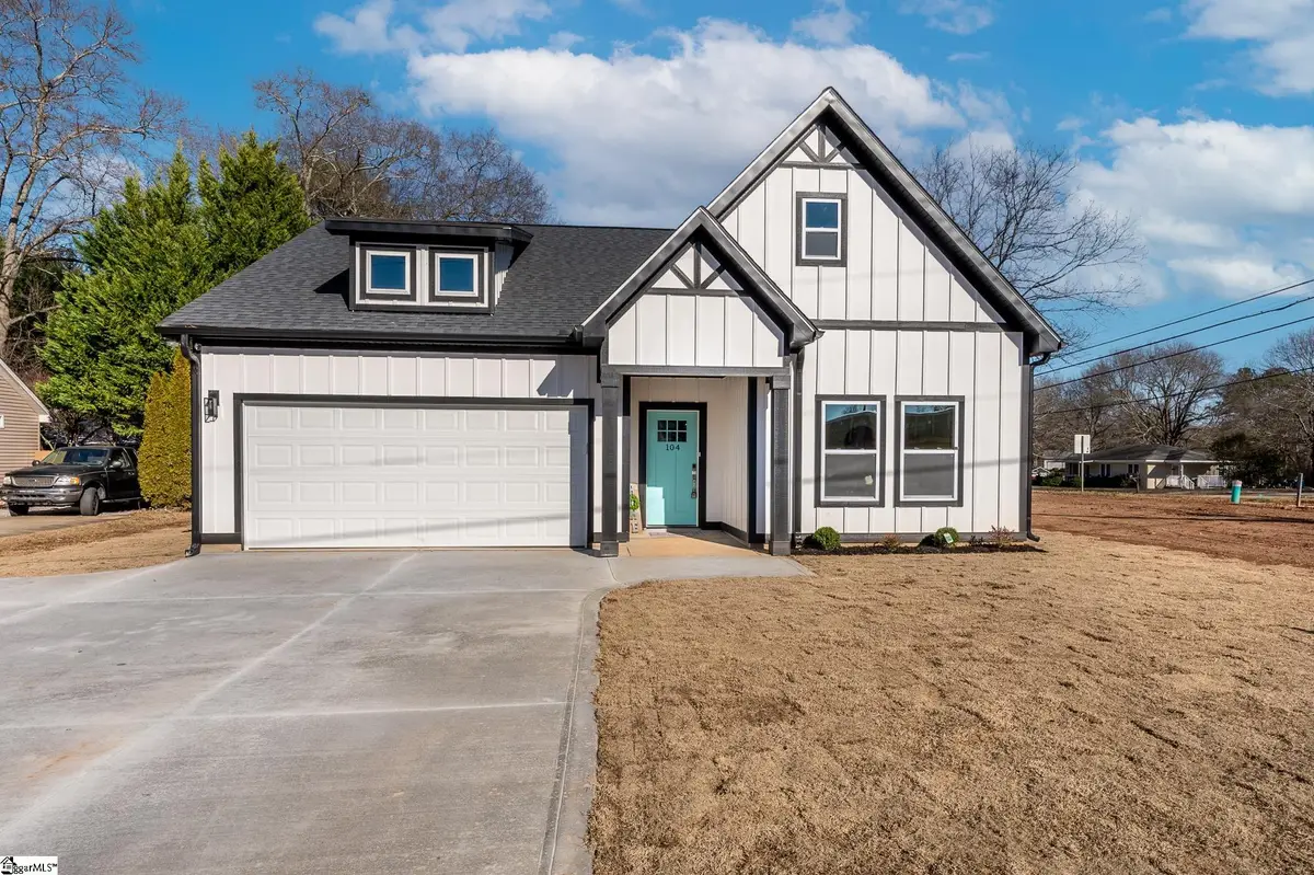 104 Garrett Street, Fountain Inn, SC 29644 - #1
