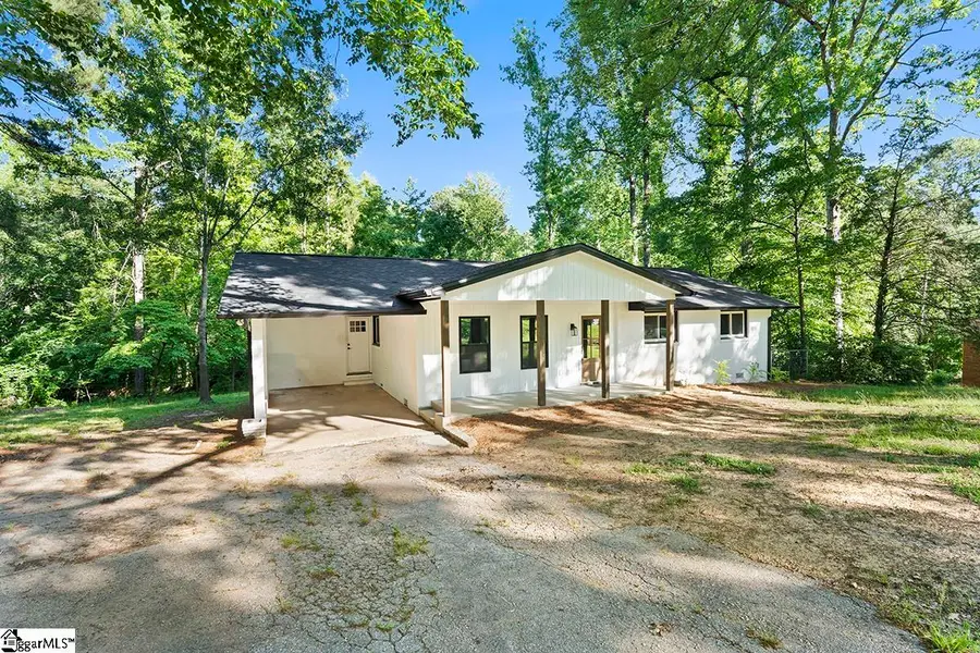 407 Beechwood Circle, Greenwood, SC 29646 - #2
