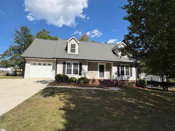 705 Strange Road, Taylors, SC 29687