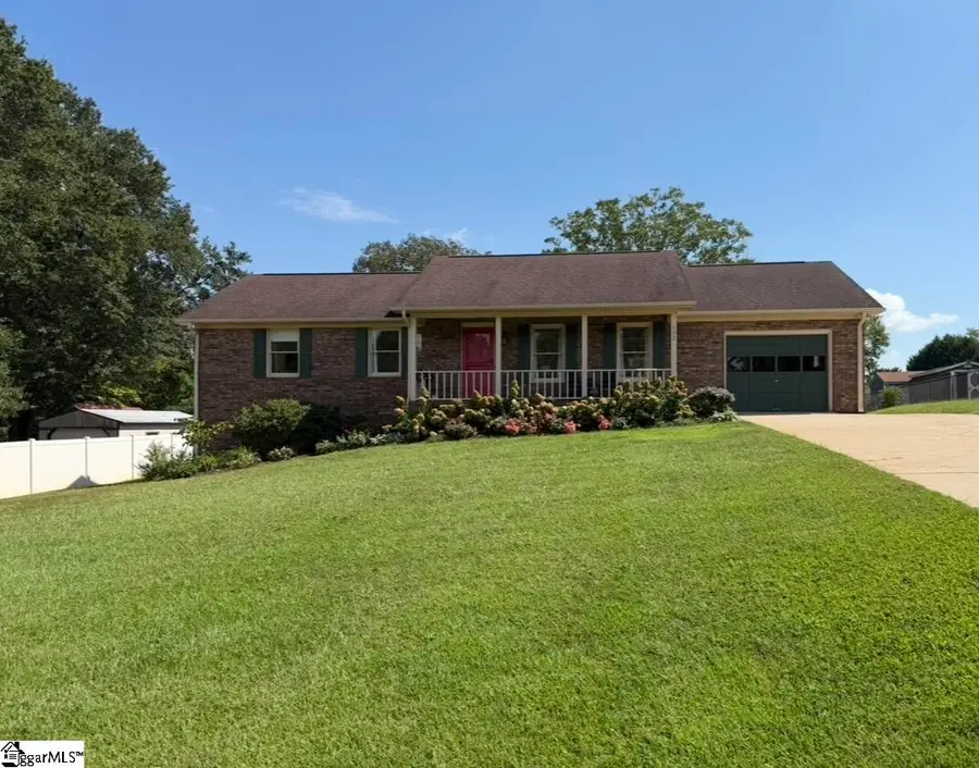 103 N Johnson Street, Landrum, SC 29356 - #2