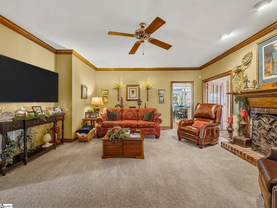 100 Crestview Drive, Union, SC 29379 - #2