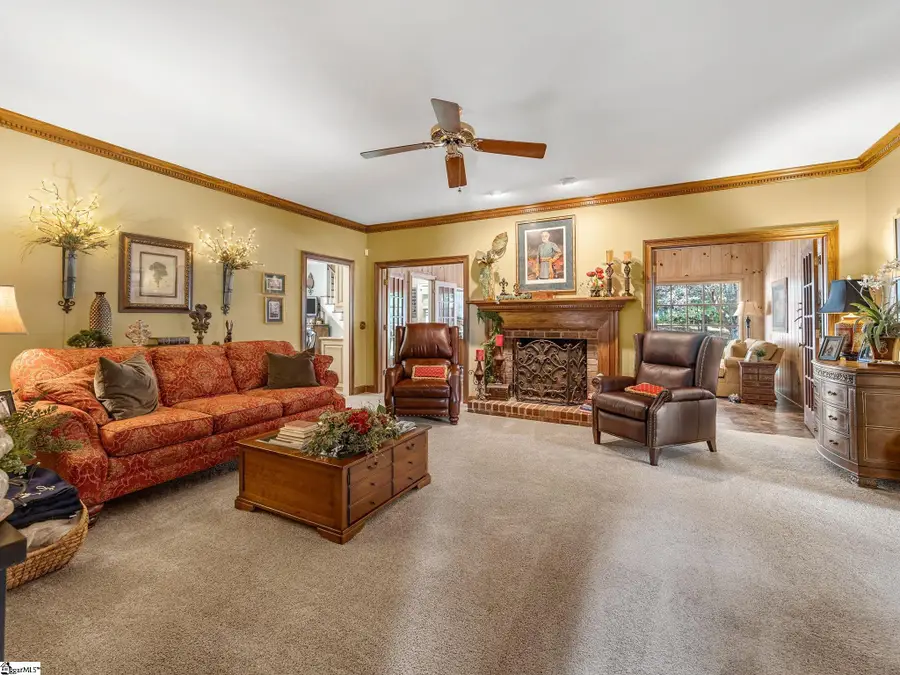 100 Crestview Drive, Union, SC 29379 - #3