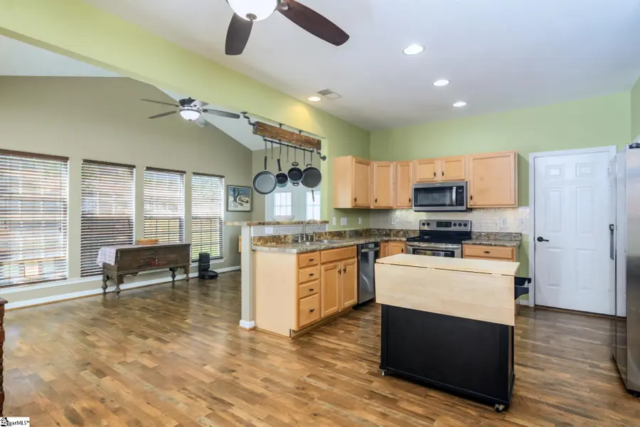15 Bellows Falls Drive, Greer, SC 29650 - #2