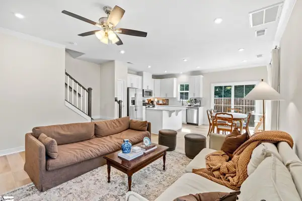 135 Lilywood Court, Simpsonville, SC 29681