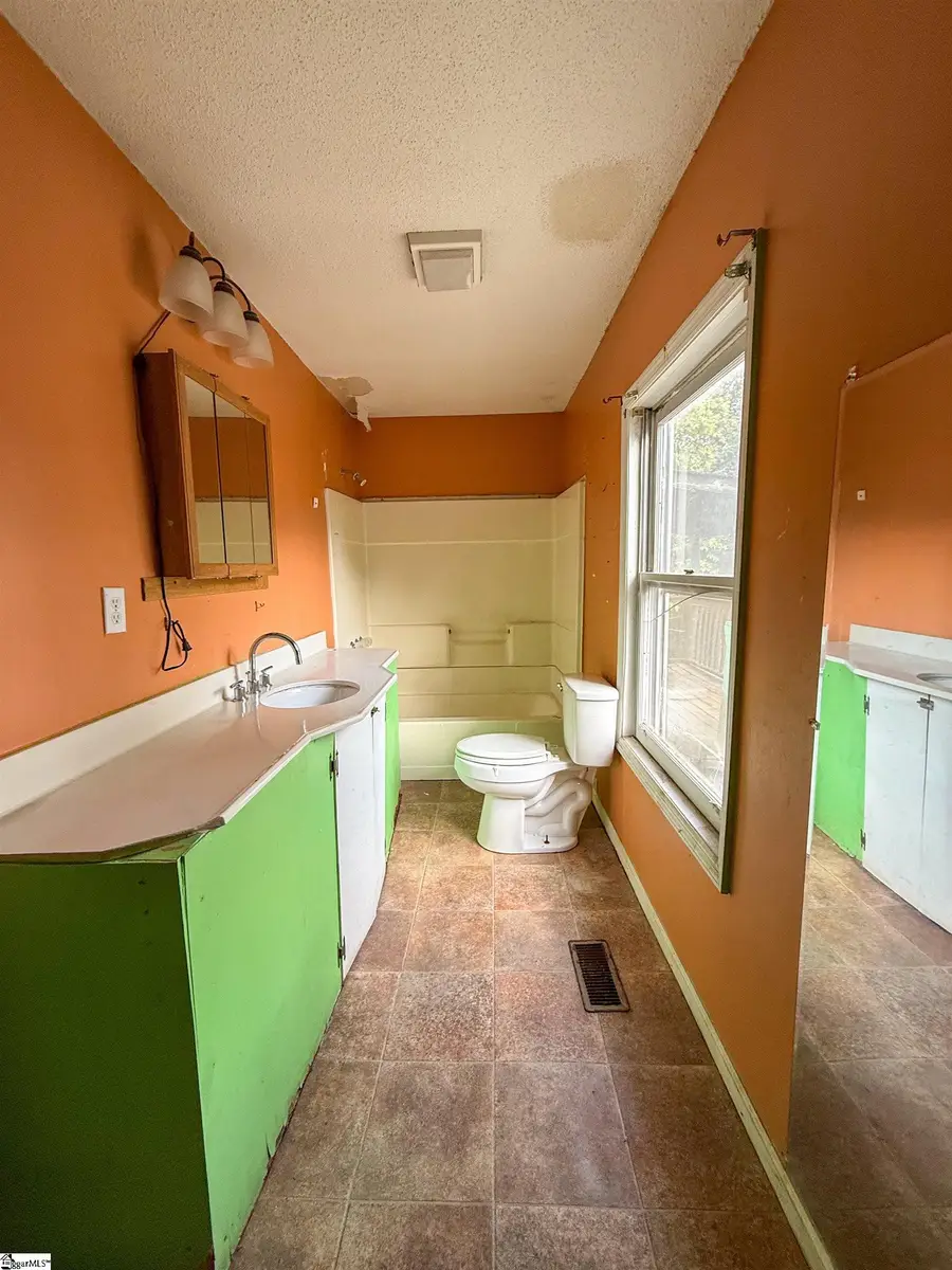 3 Piedmont Avenue, Greenville, SC 29611 - #2