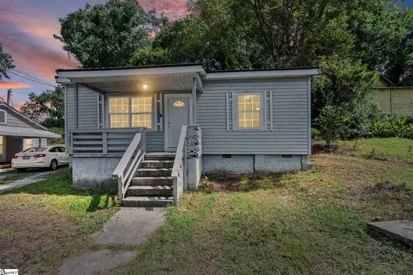 204 Hunters Court, Laurens, SC 29360