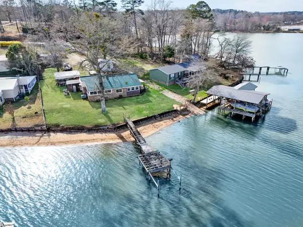 1020 Flymm Smith Road, Waterloo, SC 29684