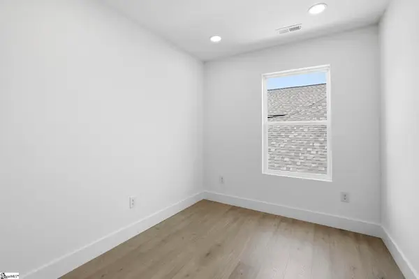 429 Ambiance Court, Spartanburg, SC 29301