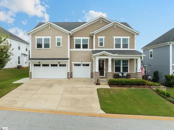 709 Saint Laurent Way, Simpsonville, SC 29681
