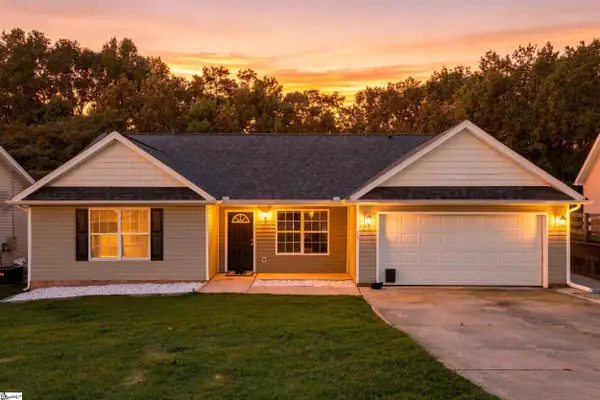270 Chateau Street, Boiling Springs, SC 29316-5161