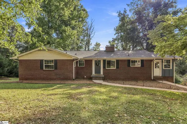 204 Hermitage Road, Greenville, SC 29615