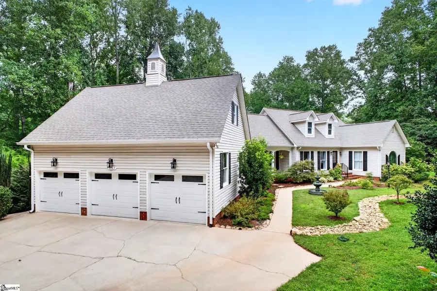 205 Cove Harbor Court, Taylors, SC 29687 - #3
