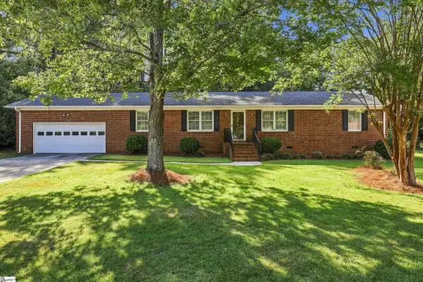 105 Vicksburg Court, Simpsonville, SC 29681