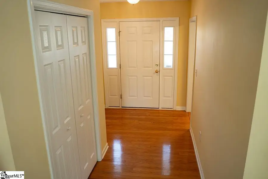 11 Hillside Glen Drive, Greer, SC 29650 - #2