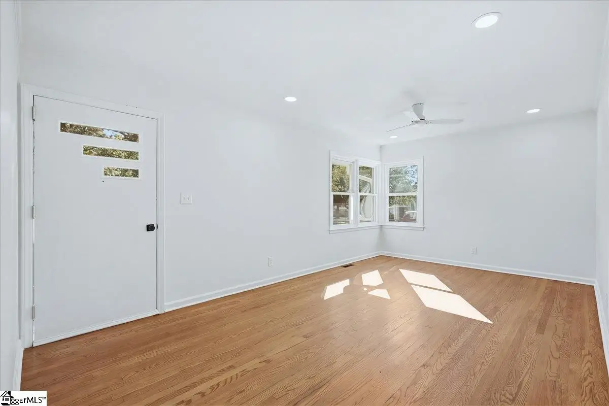 218 Elaine Avenue, Taylors, SC 29687 - #1