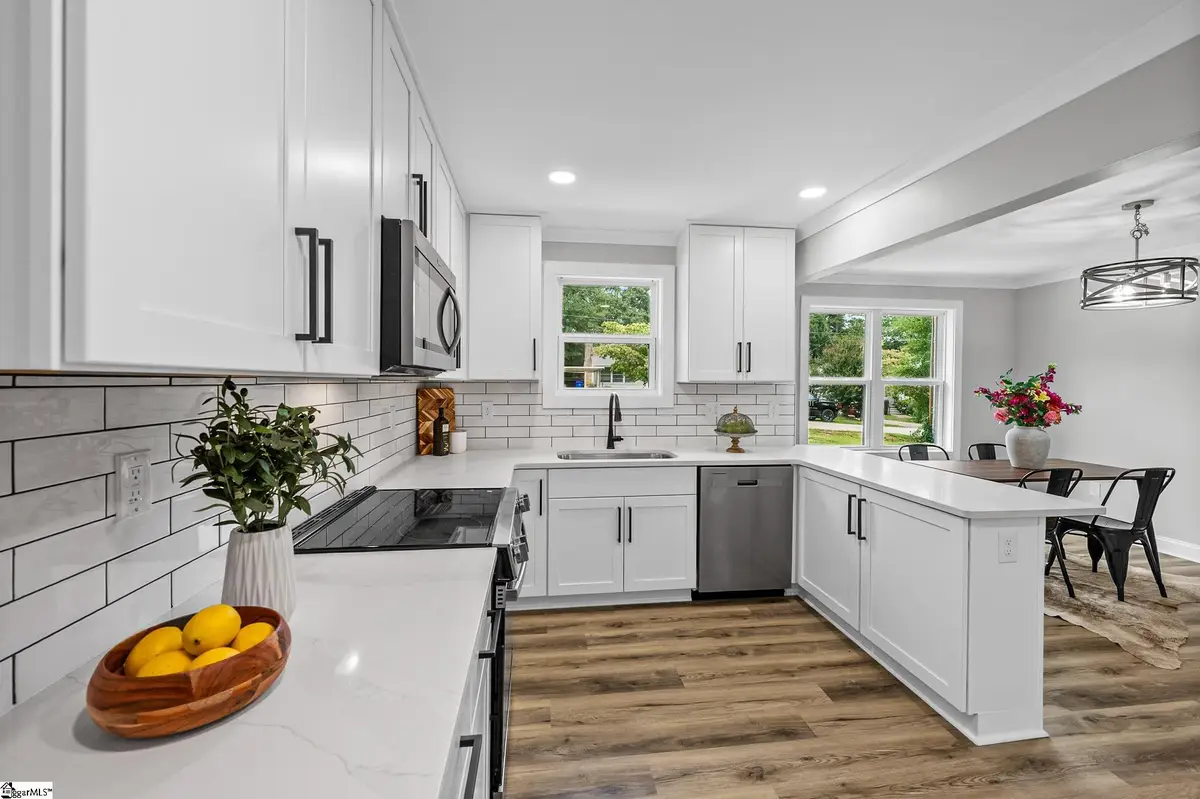 22 Gurley Avenue, Greenville, SC 29605 - #1
