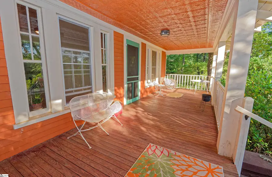 700 N Trade (b) Avenue, Landrum, SC 29536 - #2