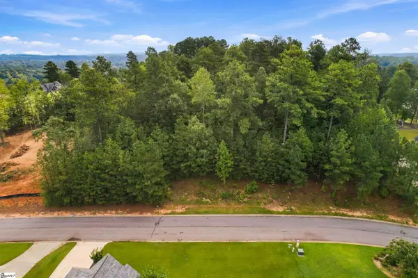 104 Signature Drive, Travelers Rest, SC 29690-8229