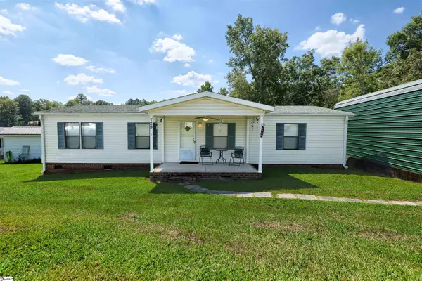 729 Point Lookout Road, Cross Hill, SC 29332